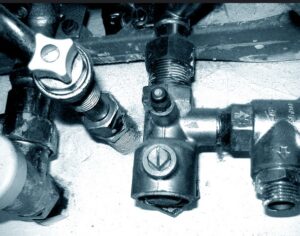 علت خروج آب از شیر تخلیه پکیج ایران رادیاتور